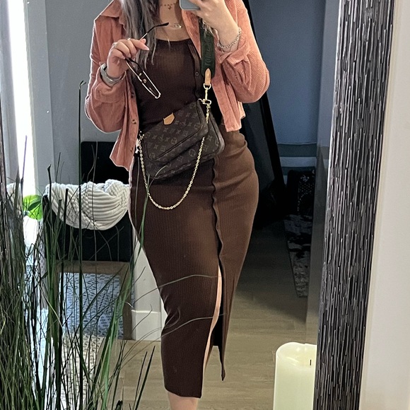 Brown Dress - Picture 6 of 6